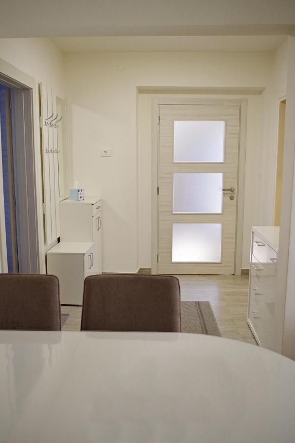 Apartment Pradini Poljana  ภายนอก รูปภาพ