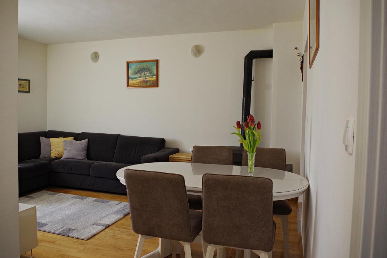 Apartment Pradini Poljana  ภายนอก รูปภาพ